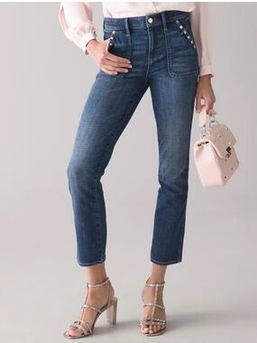 WHBM Everyday Soft Rockstud Straight Crop